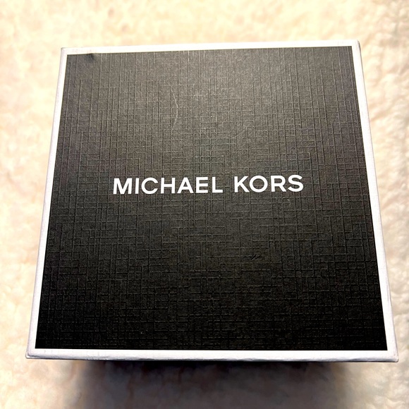 Michael Kors Micro duffle key fob - Picture 6 of 6